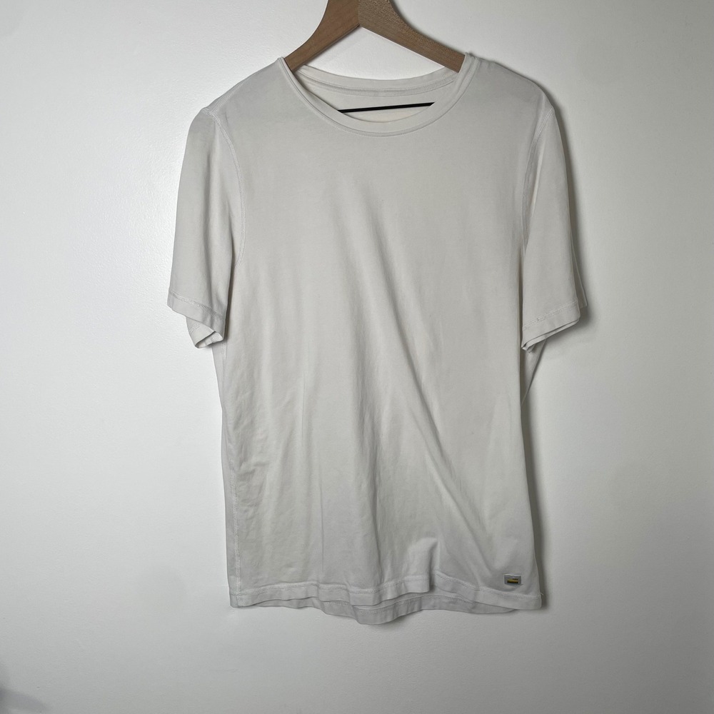 Vuori Active Tee Mens Medium White Pima Cotton Blend Stretch Elevated Basic